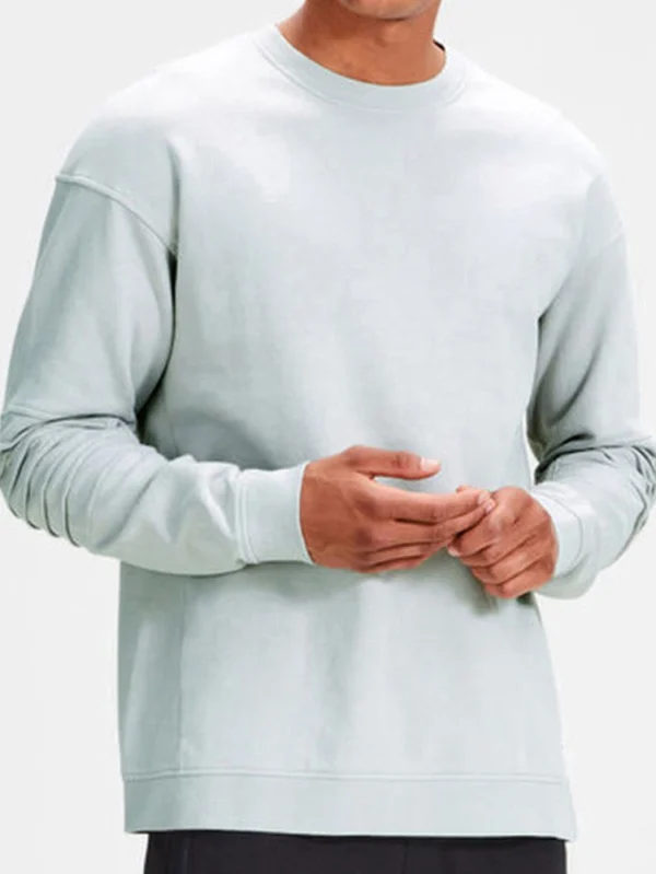 Custom Designed Sweatshirts for Men’s Winter Wardrobe Essentials