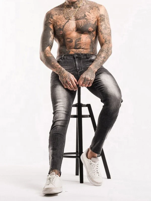 Custom Logo Casual Men's Jeans in Fashionable Styles